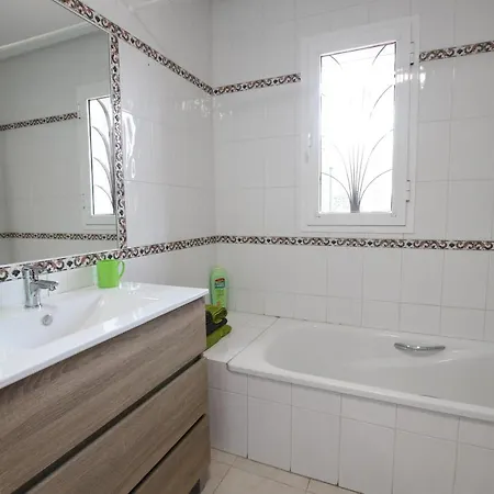 Apartamento Tess Apartamento Buganvilla Lauro Golf Málaga
